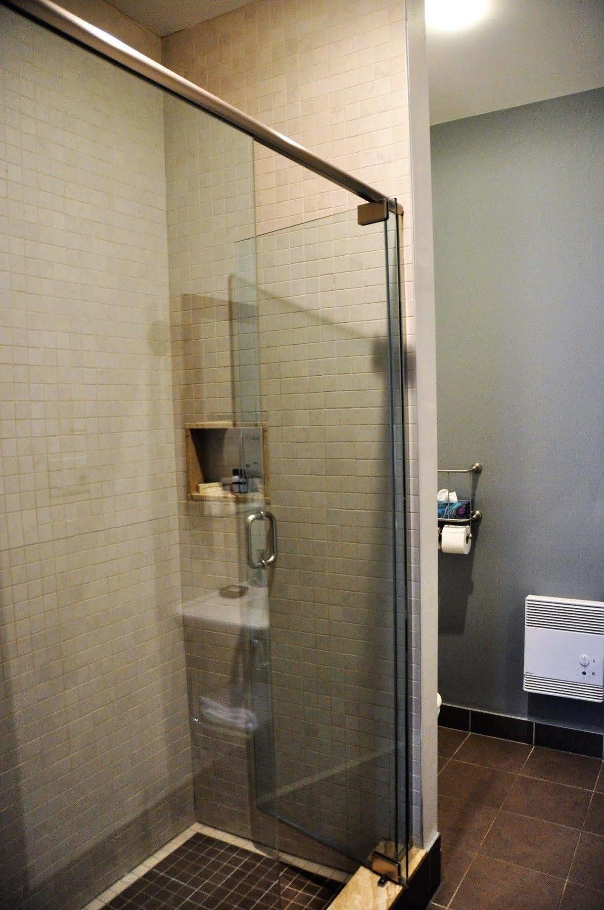 1595 Saint-Denis Hotell Montréal Exteriör bild